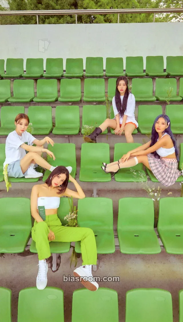 MAMAMOO 2021 Online Concert [WAW] K-pop photocard