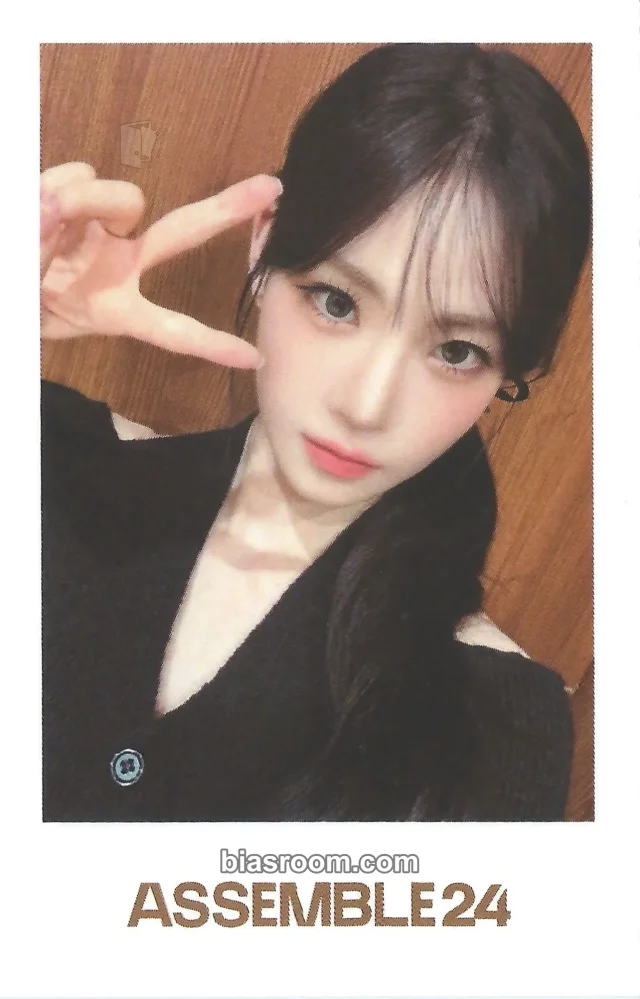 Nakyoung tripleS Assemble24 K-pop photocard