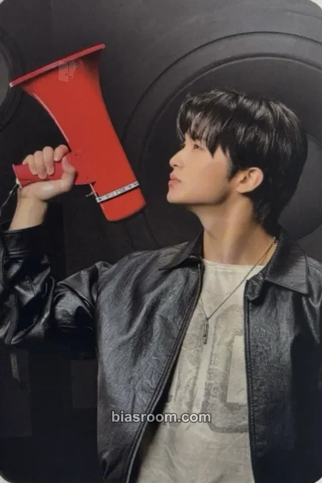 Mark NCT DREAM Beat It Up K-pop photocard