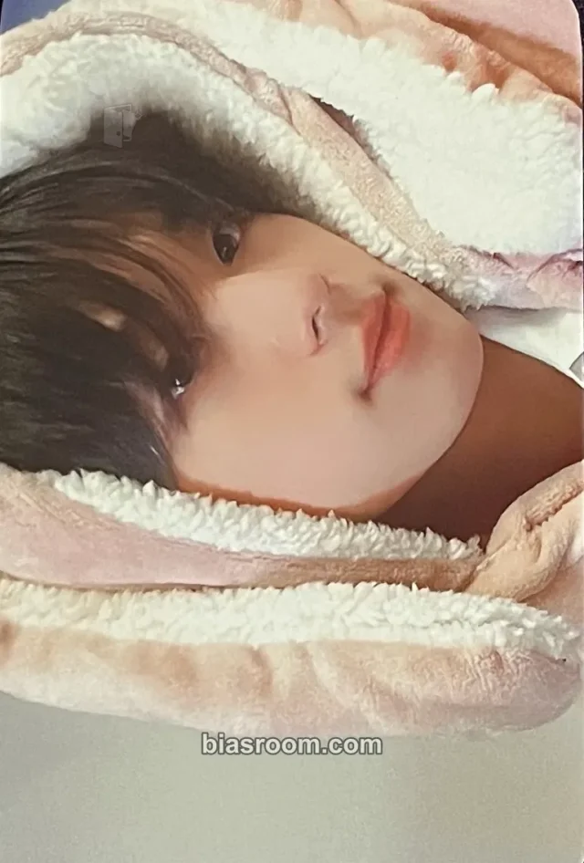 Juyeon THE BOYZ a;effect K-pop photocard