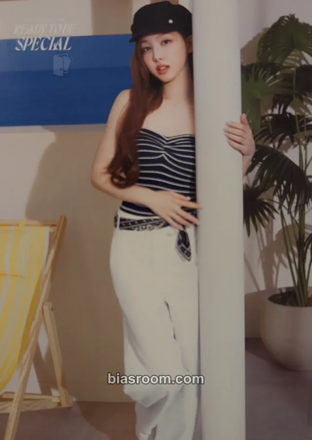 Nayeon TWICE TWICE 5th World Tour Ready to Be K-pop photocard