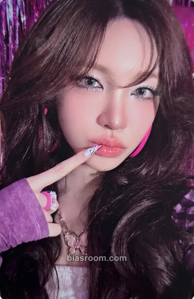 Liz IVE Looks Can Kill K-pop photocard