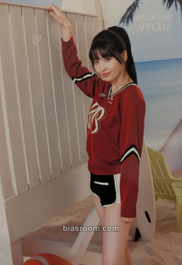 Photocard K-pop Momo TWICE TWICE 5th World Tour Ready to Be