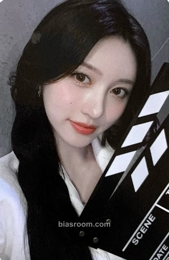 Gaeul IVE IVE The 1st World Tour in Cinema : Show What I Have K-pop photocard
