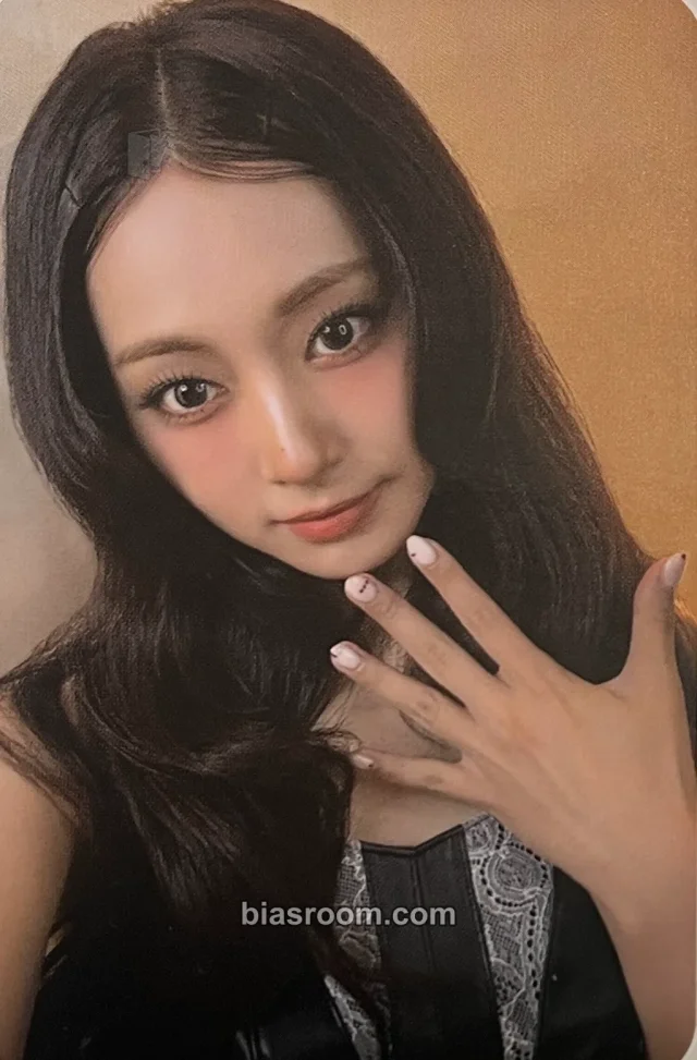 Tzuyu TWICE <THIS IS FOR> WORLD TOUR FINALE in SEOUL - LIVE K-pop Photocard