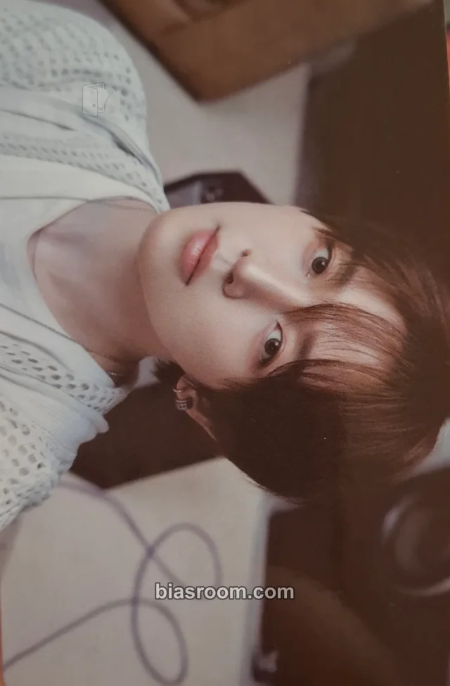 Donghyeon KickFlip KICK OFF THE WALL Pt 1 K-pop photocard