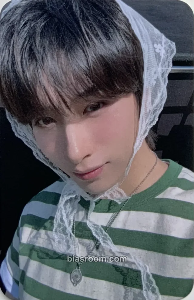 Xion ONEUS 2026 ONEUS FANCON : Welcome to <US’s ISLAND> K-pop photocard