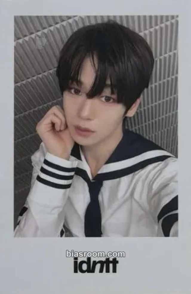 Hwang EunSoo idntt itsnotover K-pop photocard