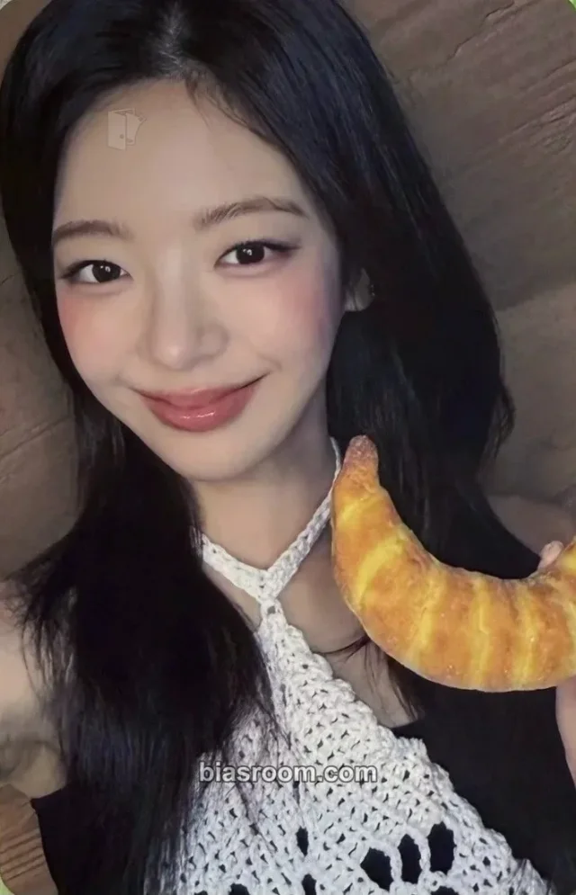 Lia ITZY Motto K-pop photocard