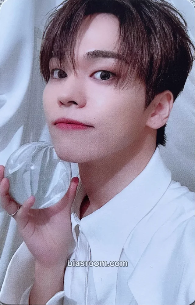 Yuto ONF BEAUTIFUL SHADOW K-pop photocard