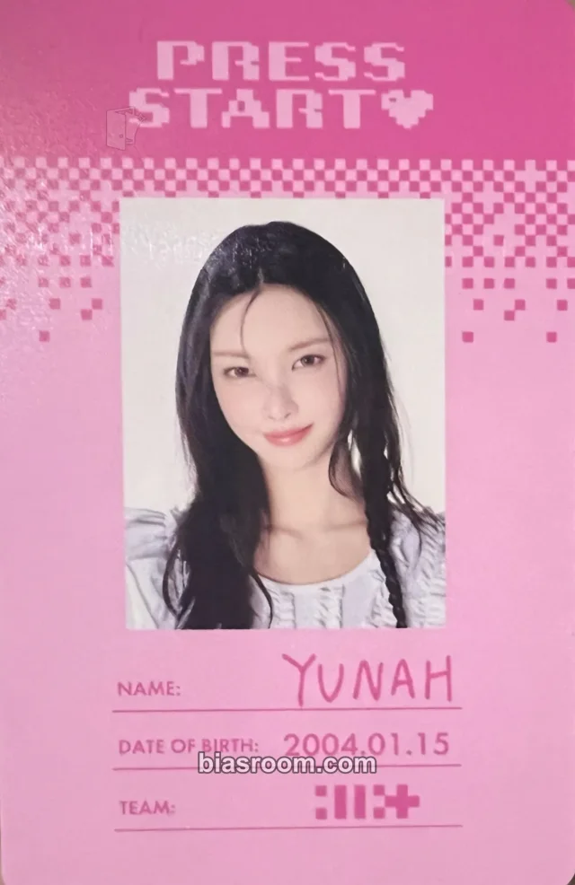 Yunah ILLIT ILLIT LIVE ‘PRESS START♥︎︎︎’ K-pop photocard