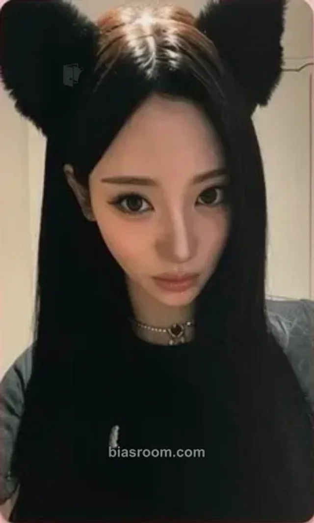 Anna MEOVV BITE NOW K-pop Photocard