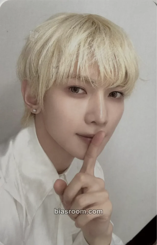 Photocard K-pop di Yeosang ATEEZ ANITEEZ IN DEJA VU