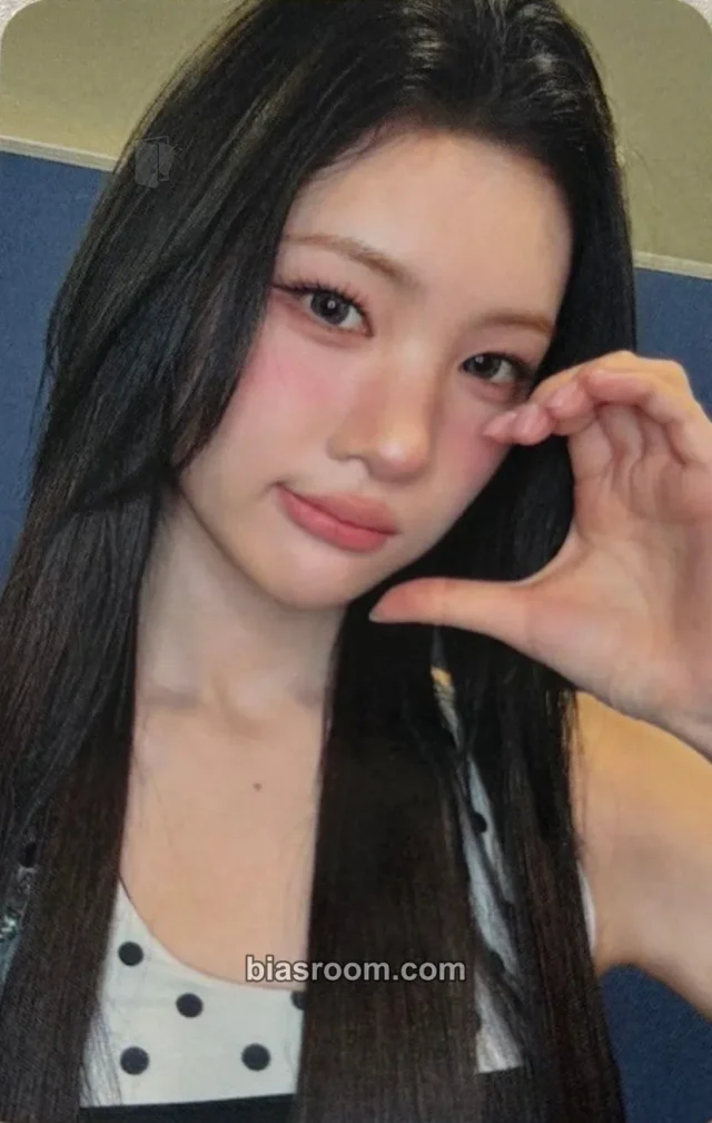 Juun Hearts2Hearts Lemon Tang K-pop Photocard