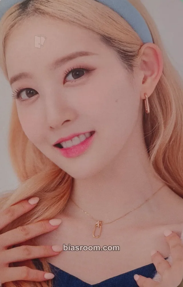 Sieun STAYC MYSHELL x STAYC K-pop photocard