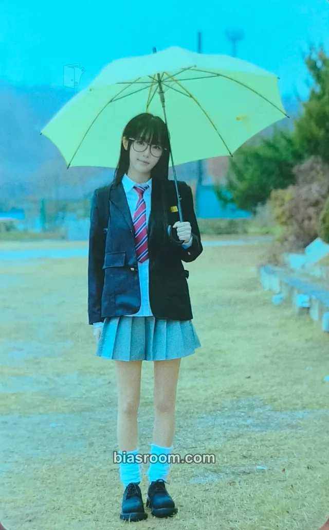 Yena Yena 2025 Yena 1st Concert "Travelling To The World!" K-pop photocard