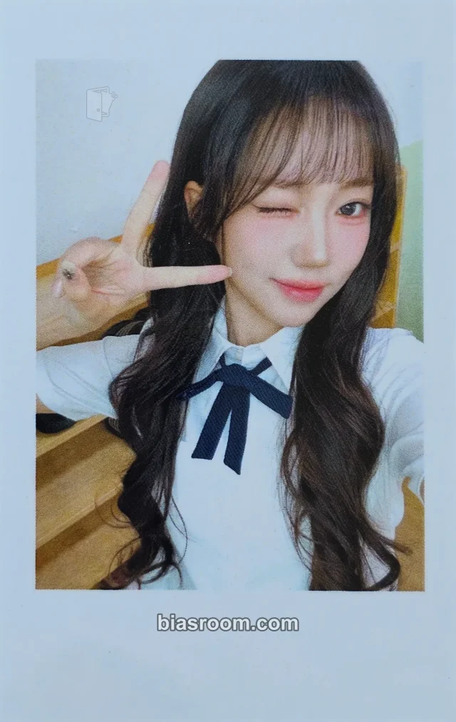 Photocard K-pop Shion tripleS SecretHimitsuBimil
