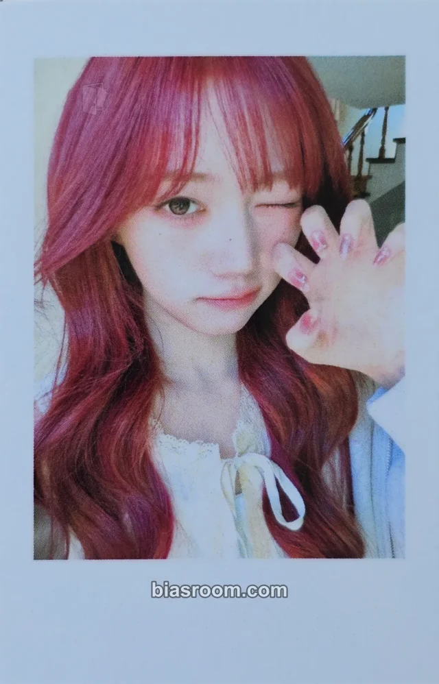 Photocard K-pop Shion tripleS LOVE&POP pt.1