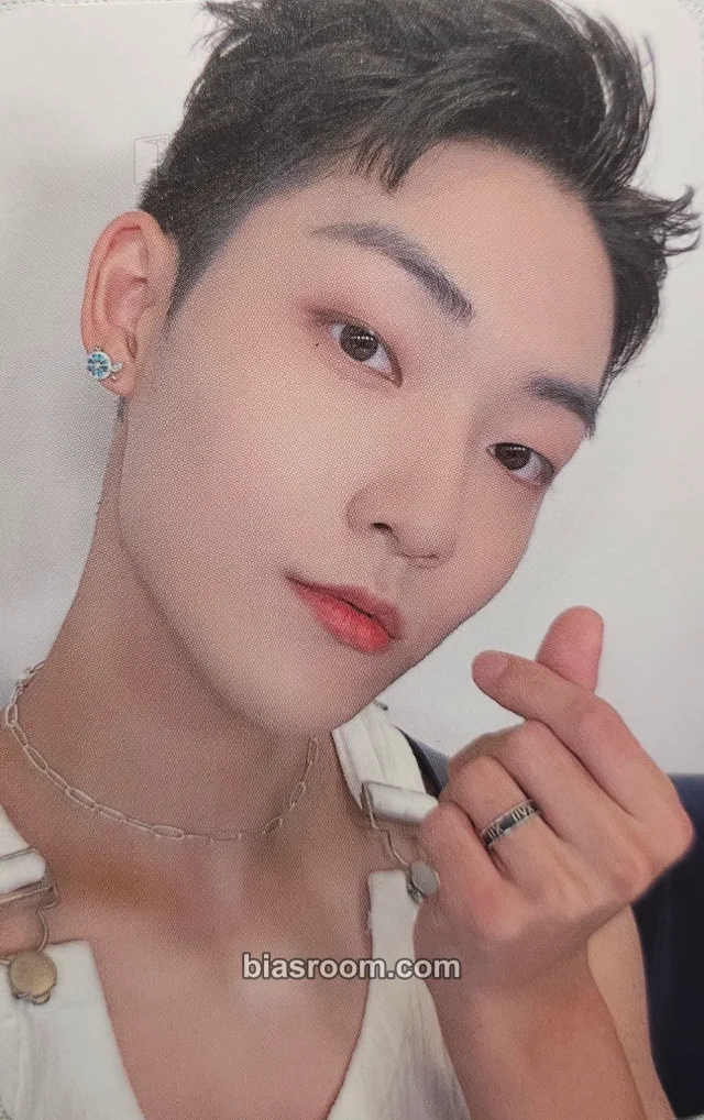 Kevin THE BOYZ Thrill-ing K-pop photocard
