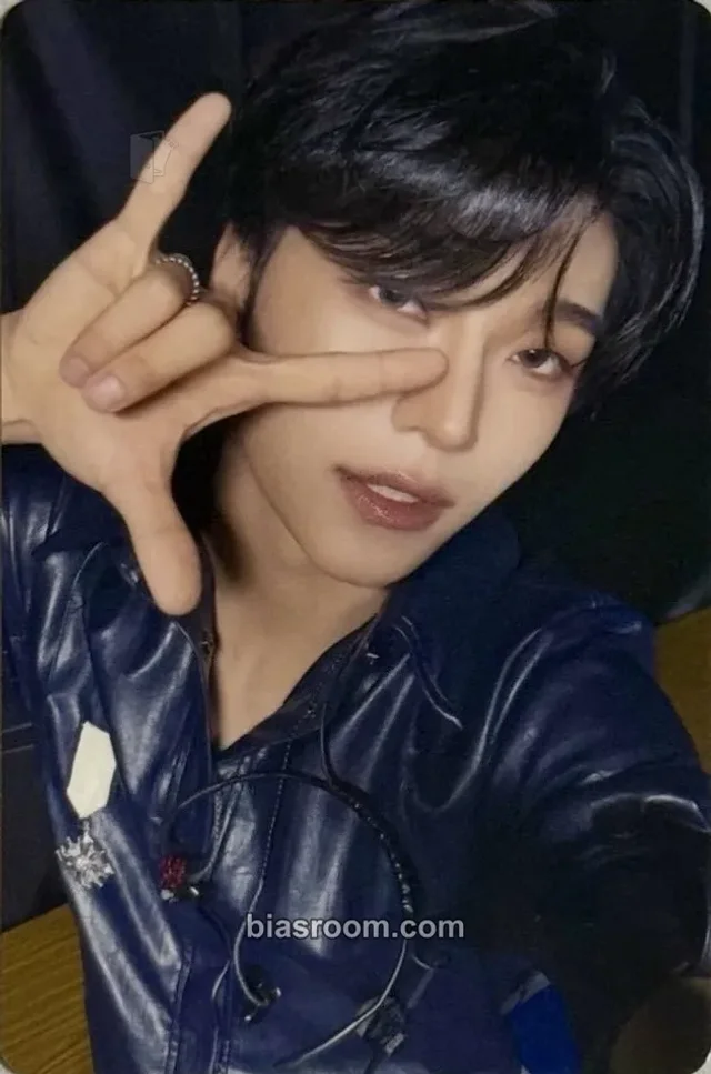 Xinlong ALPHA DRIVE ONE UNBREAKABLE : 少年BEAST K-pop photocard