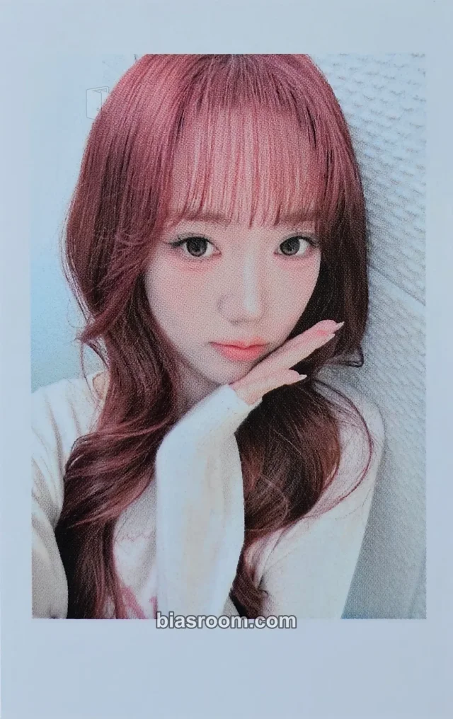 Shion tripleS Beyond Beauty K-pop Photocard