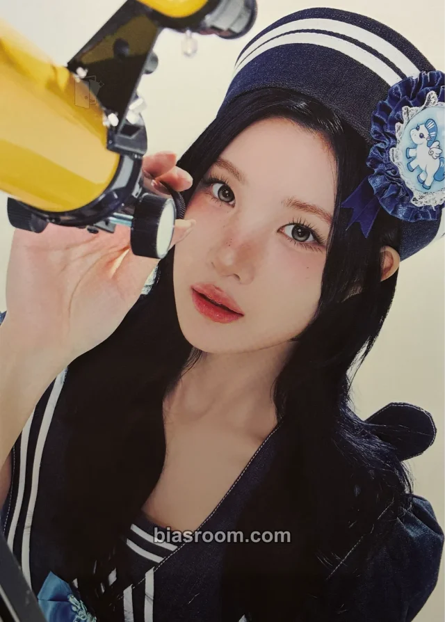 Juun Hearts2Hearts Lemon Tang K-pop photocard