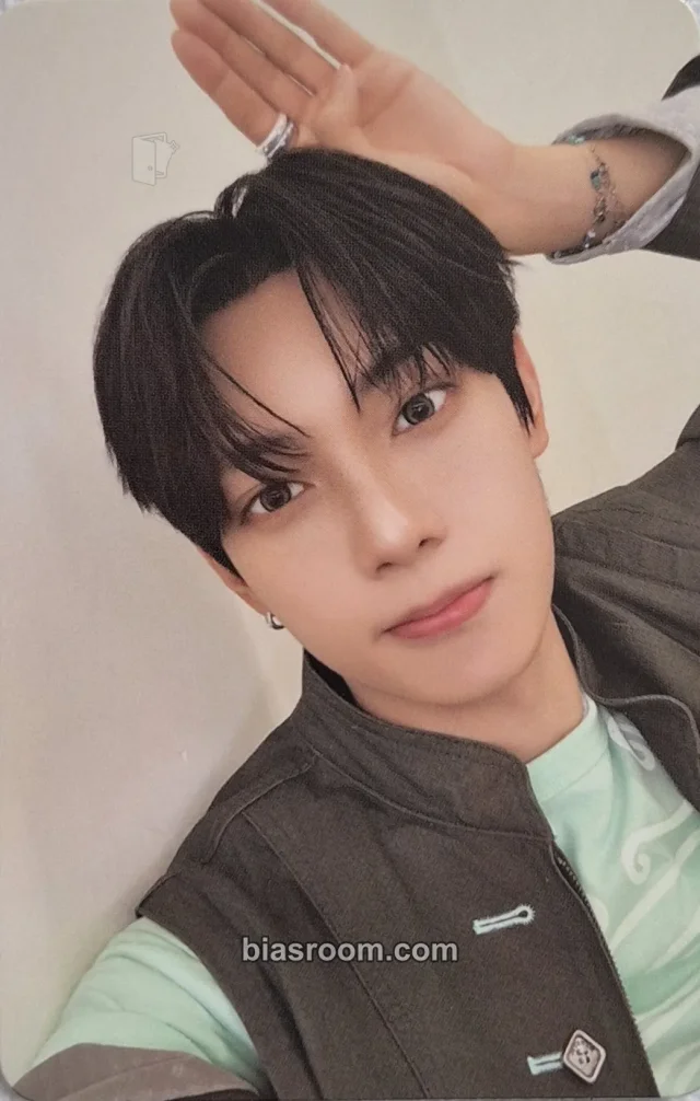 Chuei Li Yu FLARE U LOVEHOOD K-pop photocard