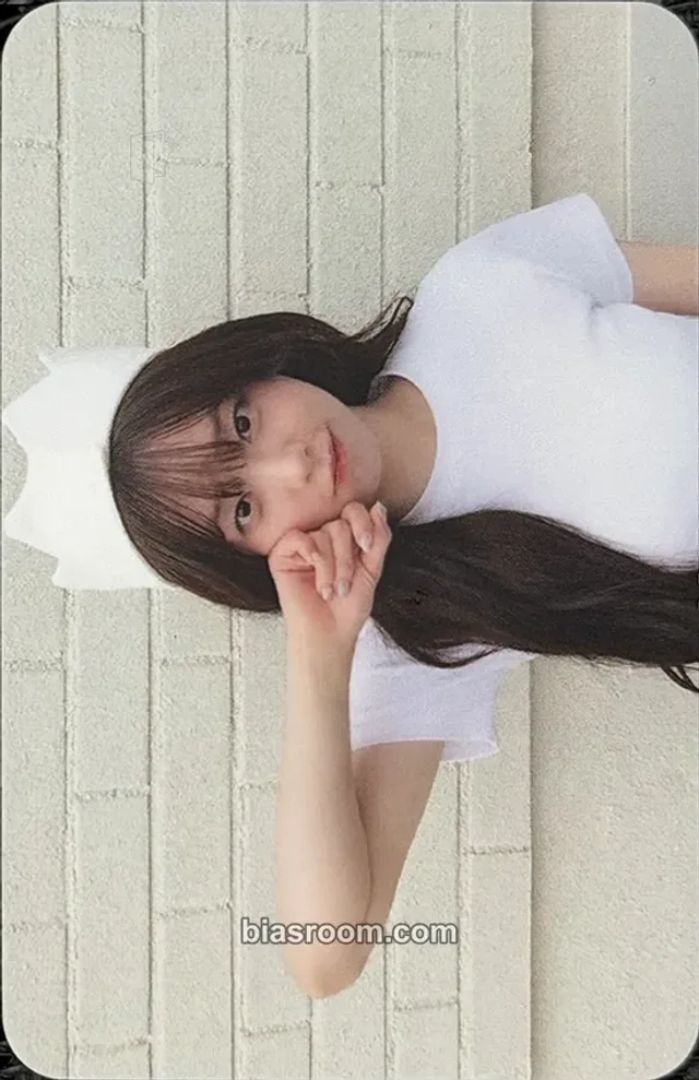 Photocard K-pop Chuu Chuu CHUU Birthday Party ‘All My Favorite Things’
