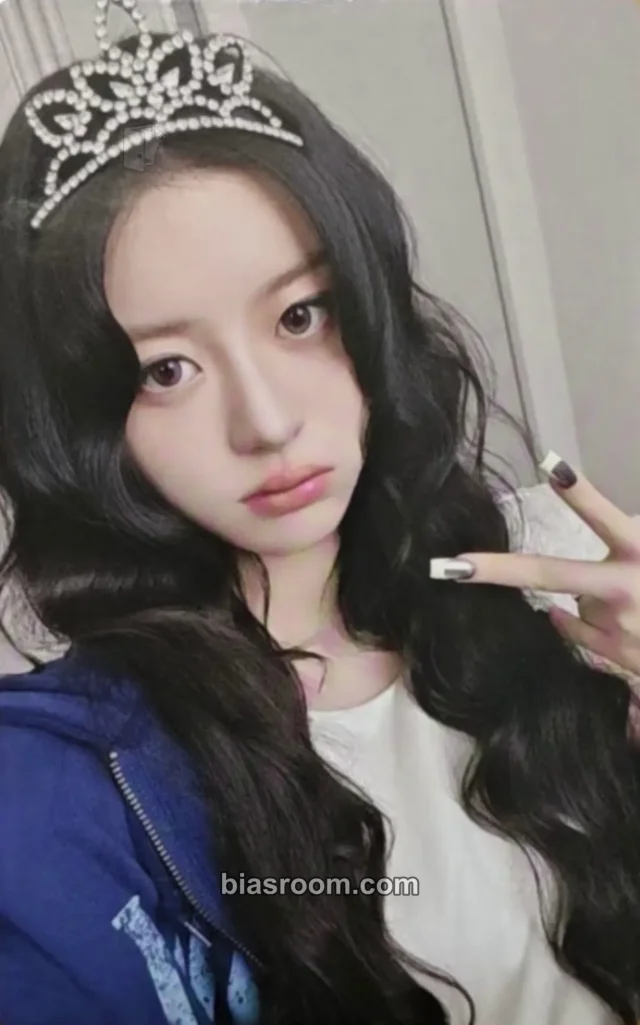 Minju ILLIT MAMIHLAPINATAPAI K-pop Photocard