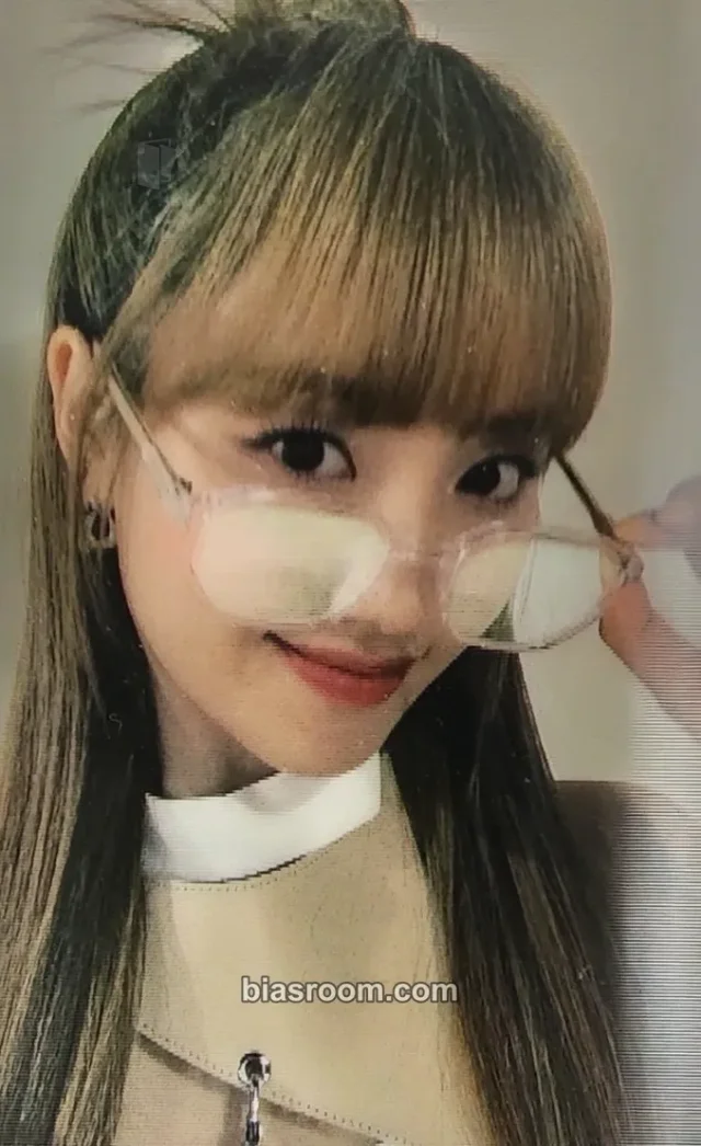 Haeyoon Cherry Bullet Cherry Dash K-pop photocard