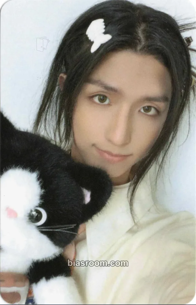 Jun Han Xdinary Heroes IMPULSE K-pop photocard