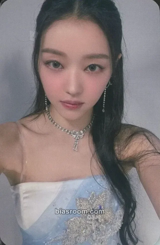 YooA OH MY GIRL Golden Hourglass K-pop photocard