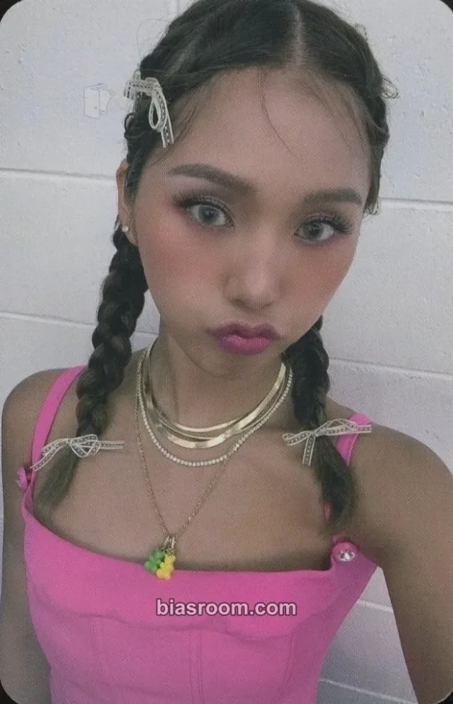 Mimi OH MY GIRL Golden Hourglass K-pop photocard