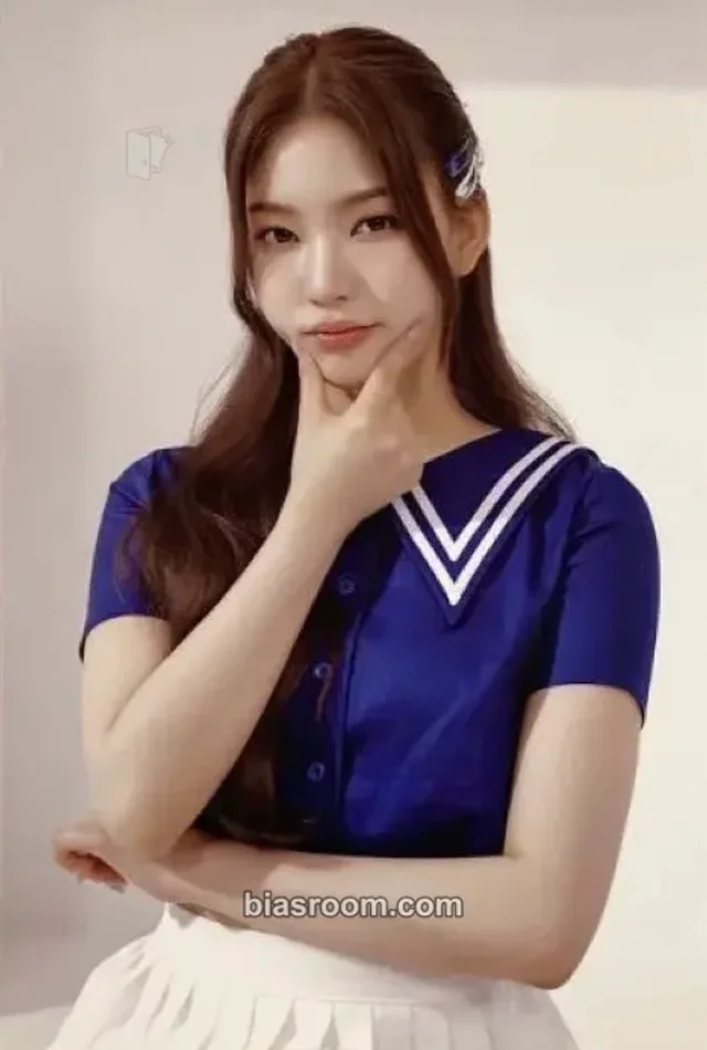 Isa STAYC MEDIHEAL x STAYC 2023 (YOON & ISA) K-pop Photocard