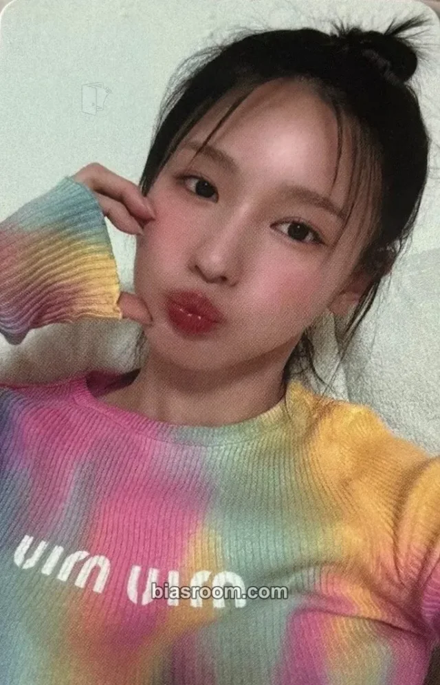 Miyeon i-dle 2023 M Countdown K-pop photocard