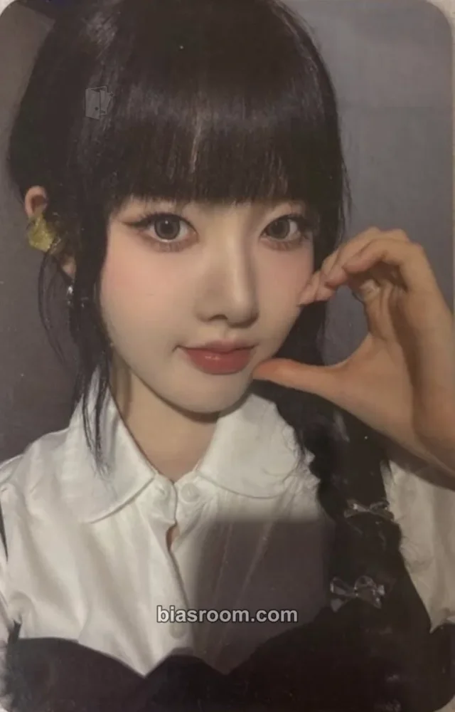 Sieun STAYC 4th Anniversary [ONLY 4 SWITH] Pop-Up Store K-pop photocard