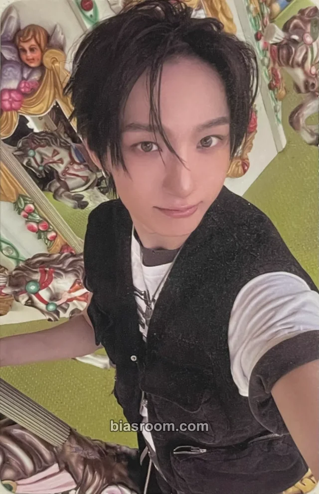 Donghwa KickFlip KICK OFF THE WALL Pt 1 K-pop photocard