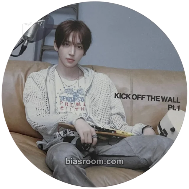 Donghyeon KickFlip KICK OFF THE WALL Pt 1 K-pop photocard