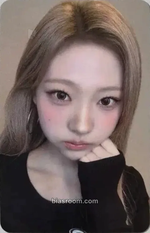 Stella Hearts2Hearts Lemon Tang K-pop photocard