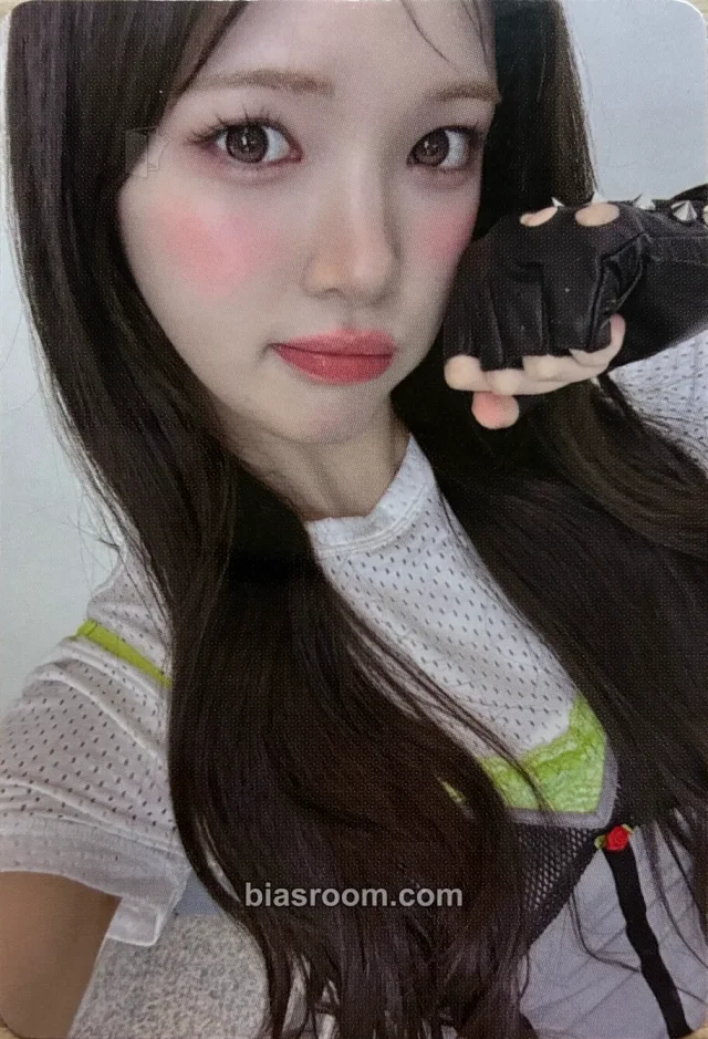 Yuha Hearts2Hearts Lemon Tang K-pop photocard