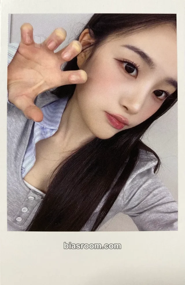 Jiyeon tripleS LOVE&POP pt.1 K-pop photocard