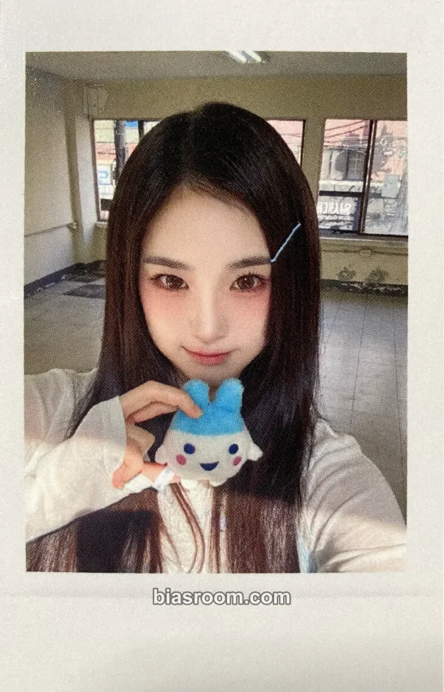 Jiyeon tripleS LOVE&POP pt.1 K-pop photocard