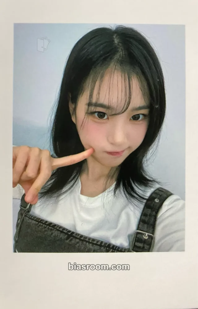 Jiyeon tripleS Assemble25 K-pop photocard