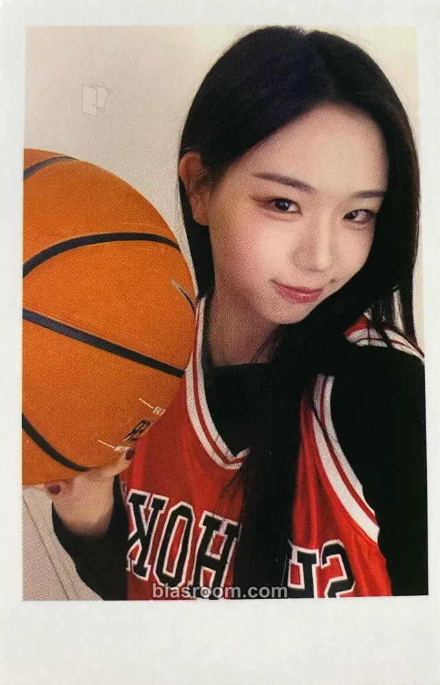 Photocard K-pop Chaeyeon tripleS Assemble25
