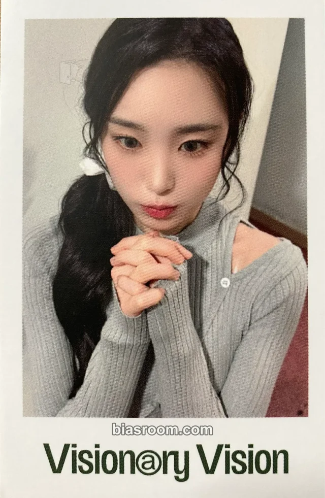 Jiyeon tripleS Performante K-pop photocard