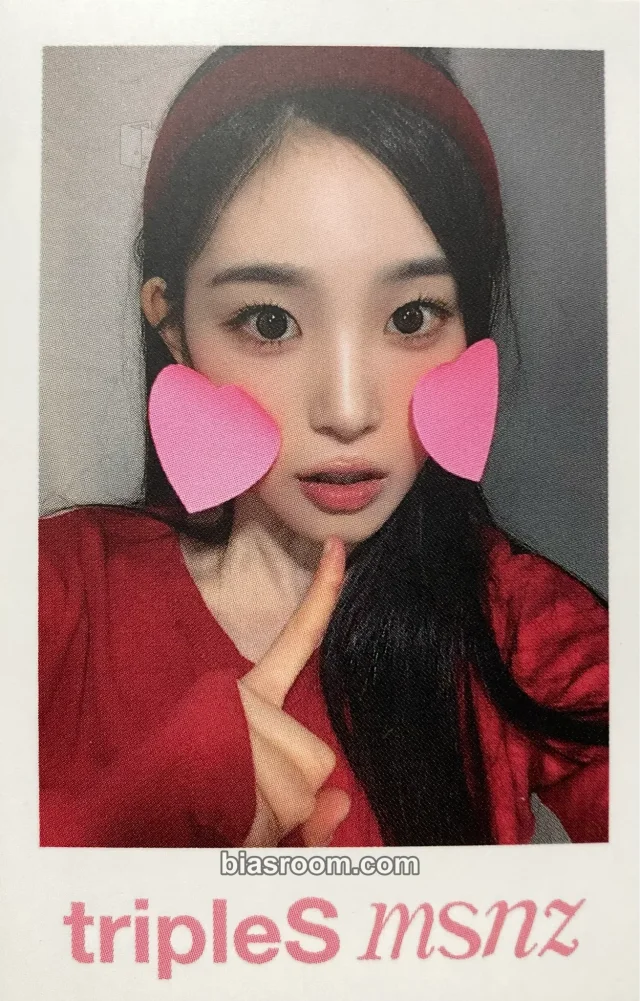 Jiyeon tripleS Beyond Beauty K-pop Photocard