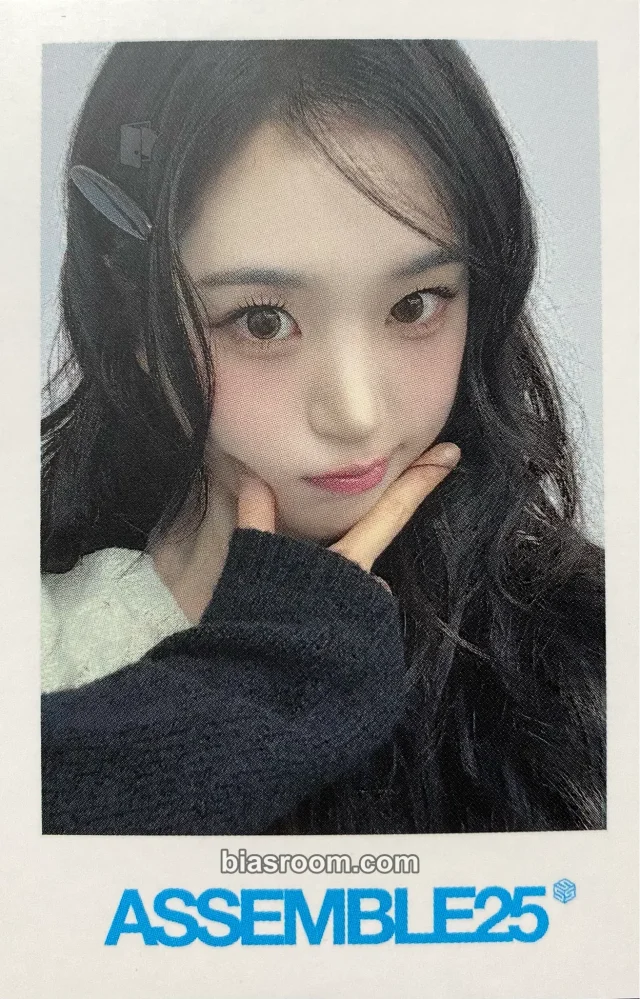 Jiyeon tripleS Assemble25 K-pop Photocard