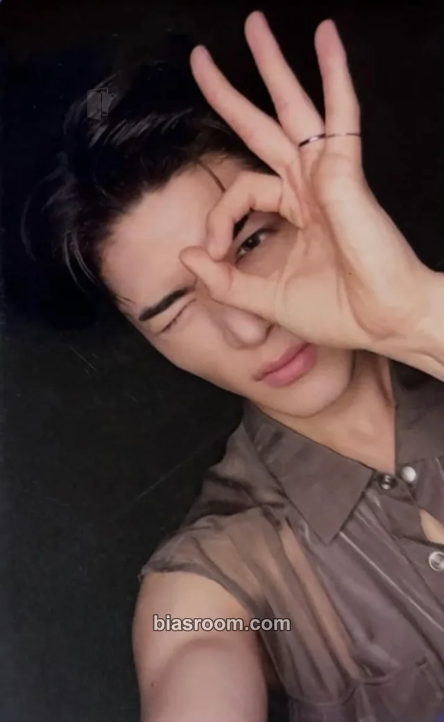 Photocard K-pop Maki &TEAM Mark on Me