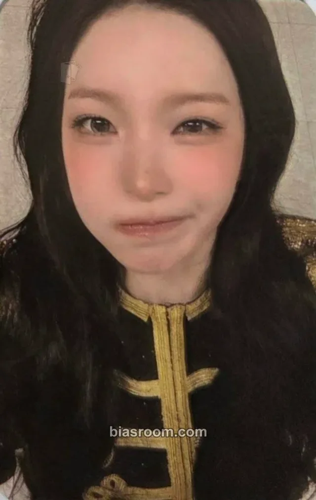 Jiheon fromis_9 2026 ASIA TOUR <TOMORROW GLOW.> K-pop photocard