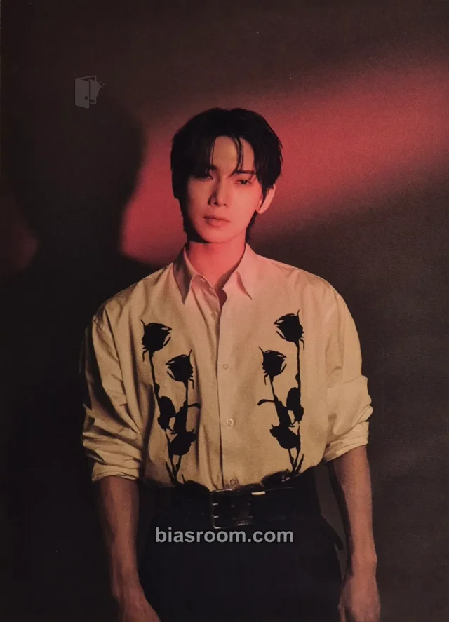 Photocard K-pop di Yeosang ATEEZ Singles Korea 2024